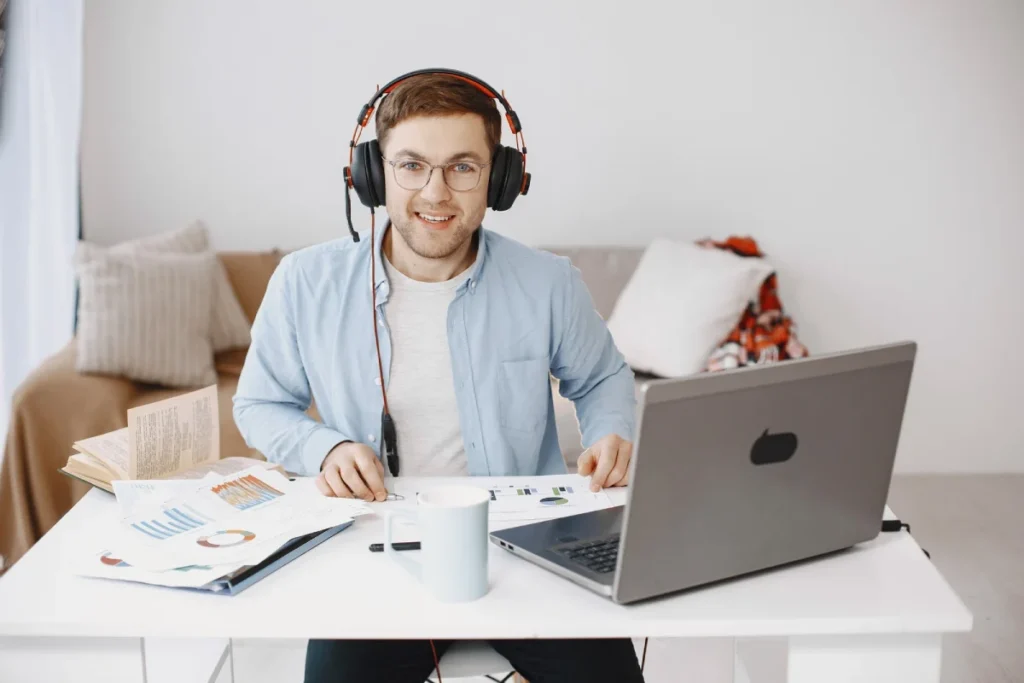 Kendi Online Ders Platformunuzdan Maksimum Verim: 8 Etkili Online Kurs Pazarlama Stratejisi 2 Etkili Online Kurs Pazarlama Stratejileri